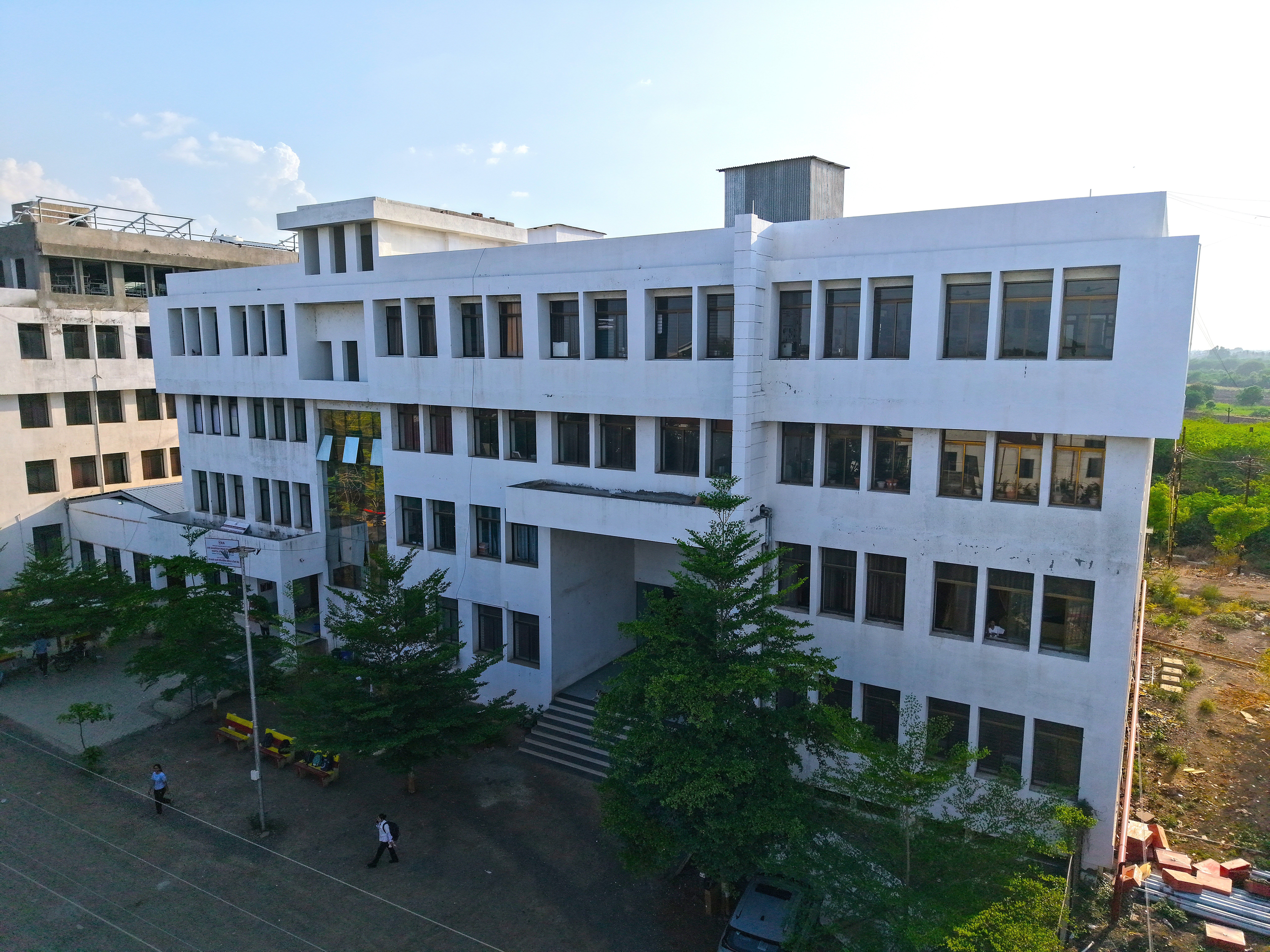 Campus 3